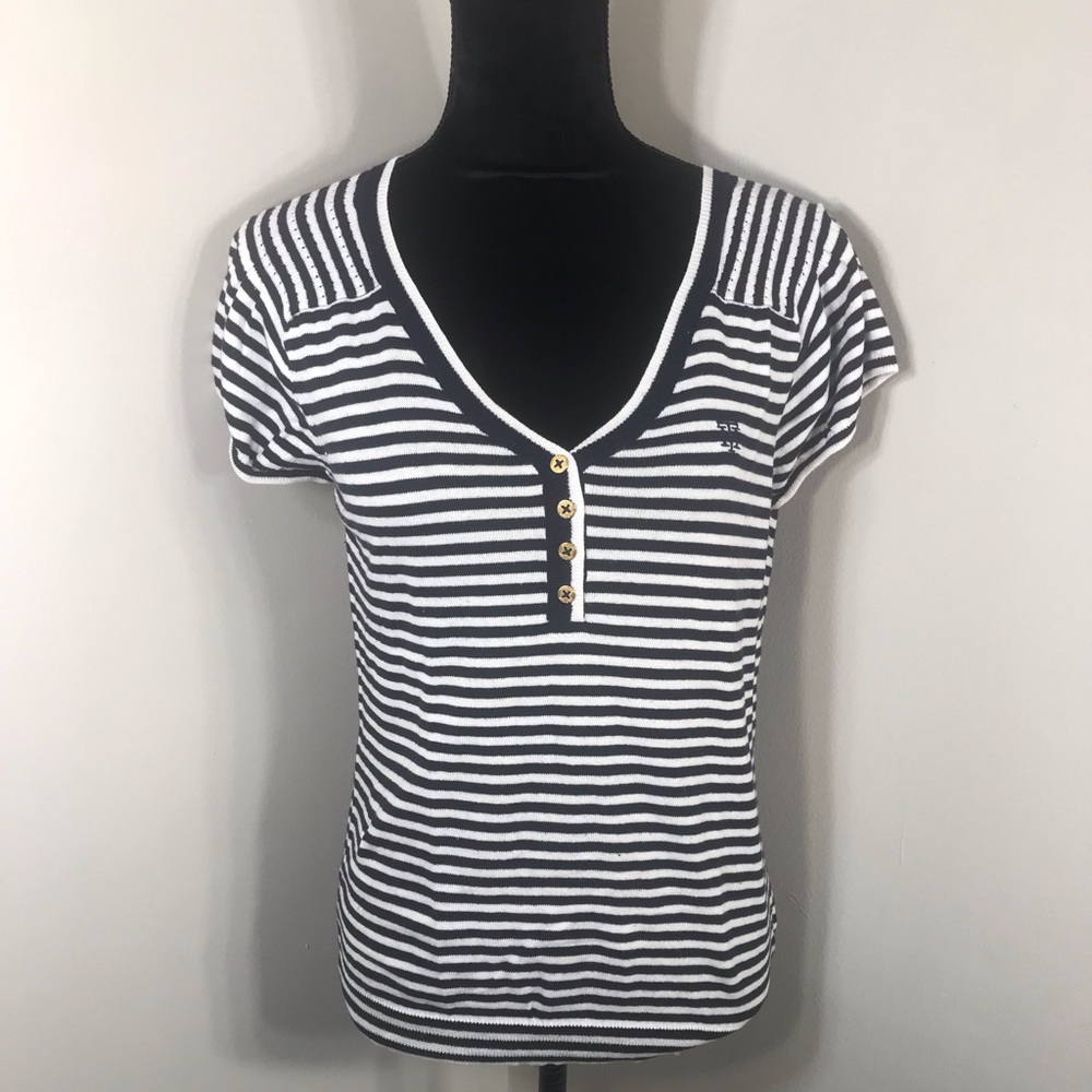 Tommy Hilfiger stripped Short sleeve shirt SIZE M